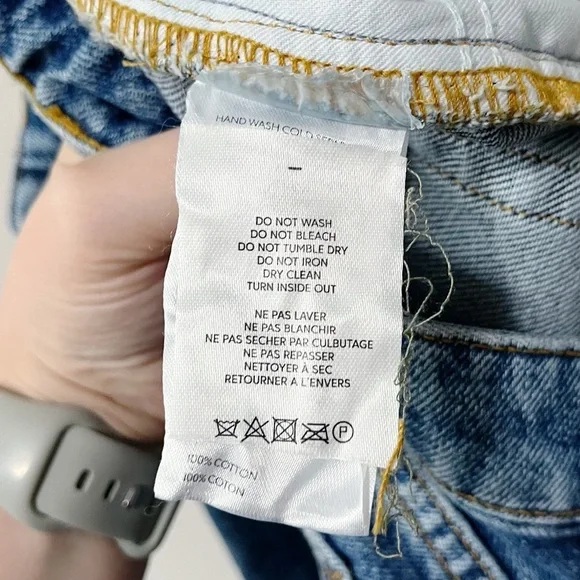 Anthropologie Pilcro Lover Crystal Embellished Denim Jean Shorts Size 26 NEW - Picture 13 of 14